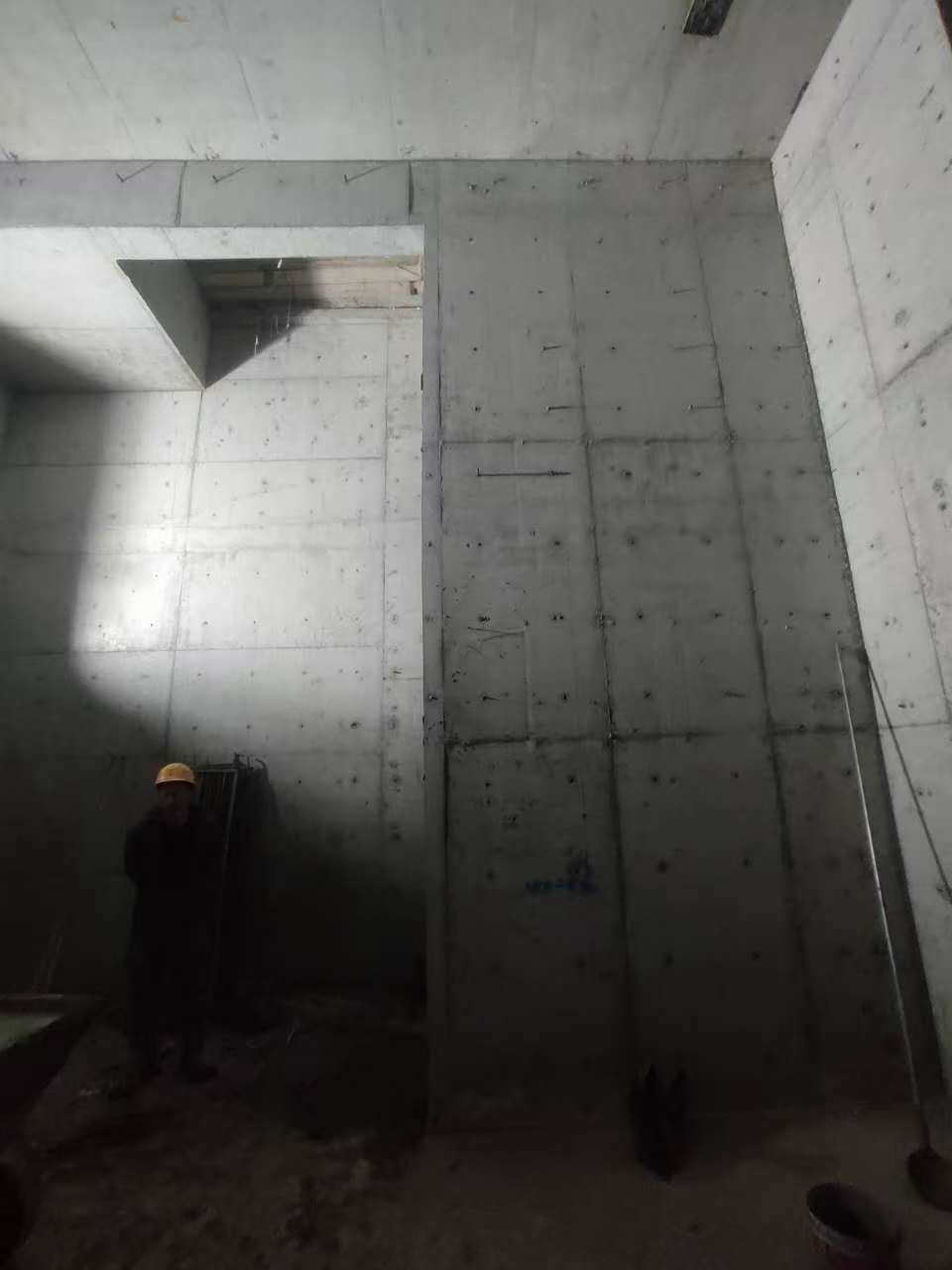 连云港墙上开槽钢筋断了有影响吗